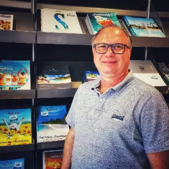 Lucien, conseiller voyages